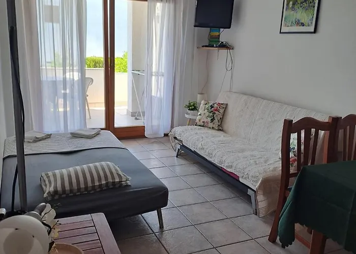 S Lijepim Pogledom Appartamento Punat