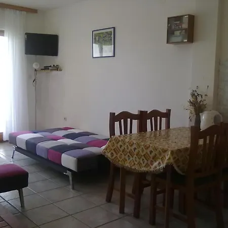 S Lijepim Pogledom Punat