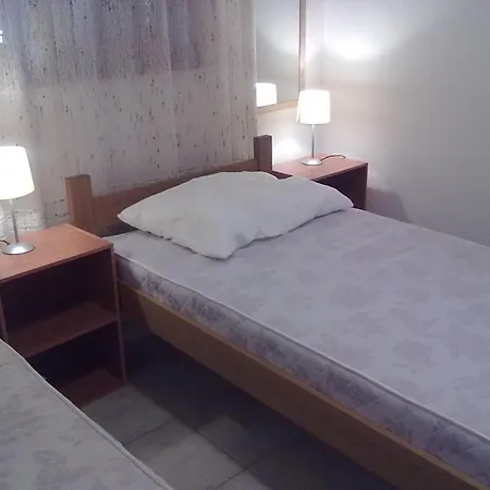 S Lijepim Pogledom * Punat