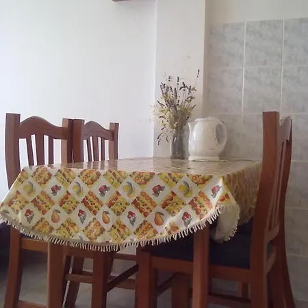 S Lijepim Pogledom * Punat