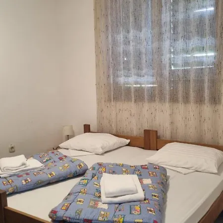 S Lijepim Pogledom *