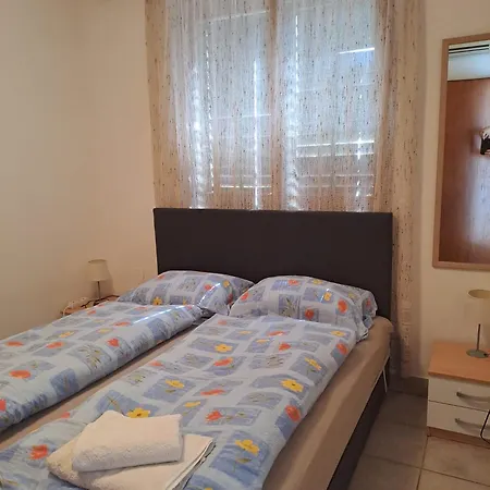 S Lijepim Pogledom *