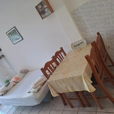 S Lijepim Pogledom Apartman *